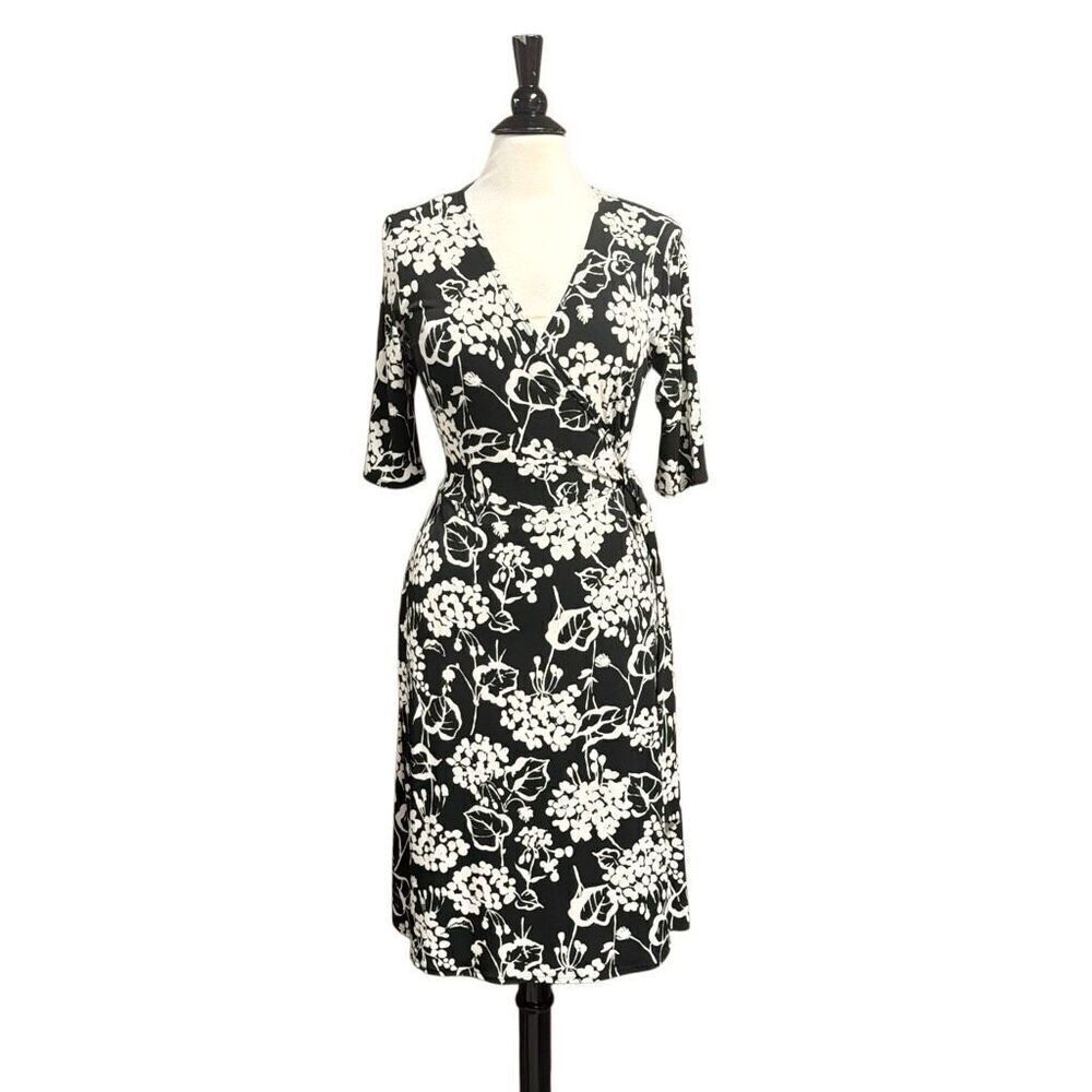 B. Smart Black & Cream Women’s Floral Wrap Dress Size 13/14